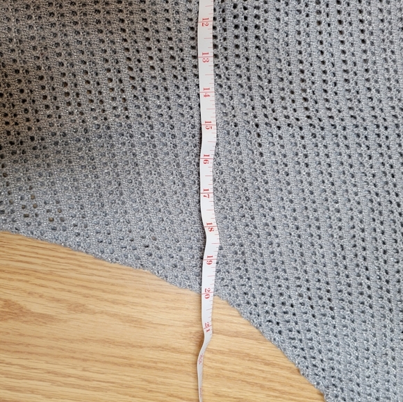 Womens Elle Sweater Gray Silver Metallic light weight short sleeve Size … - Picture 11 of 12